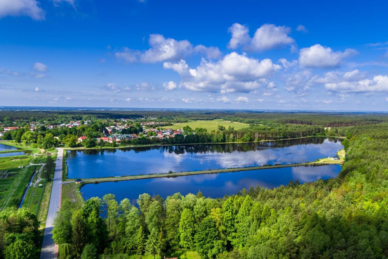 Debowy Dwor Hotell Ruda Rozaniecka Exteriör bild