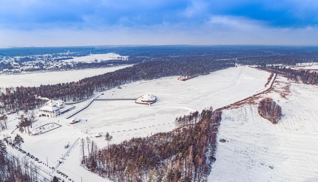 Debowy Dwor Hotell Ruda Rozaniecka Exteriör bild