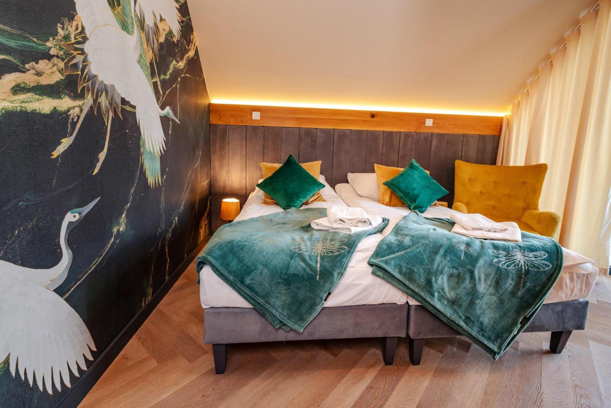 Debowy Dwor Hotell Ruda Rozaniecka Exteriör bild