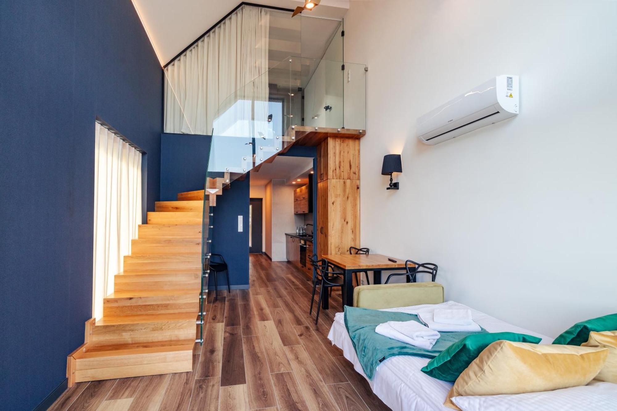 Debowy Dwor Hotell Ruda Rozaniecka Exteriör bild